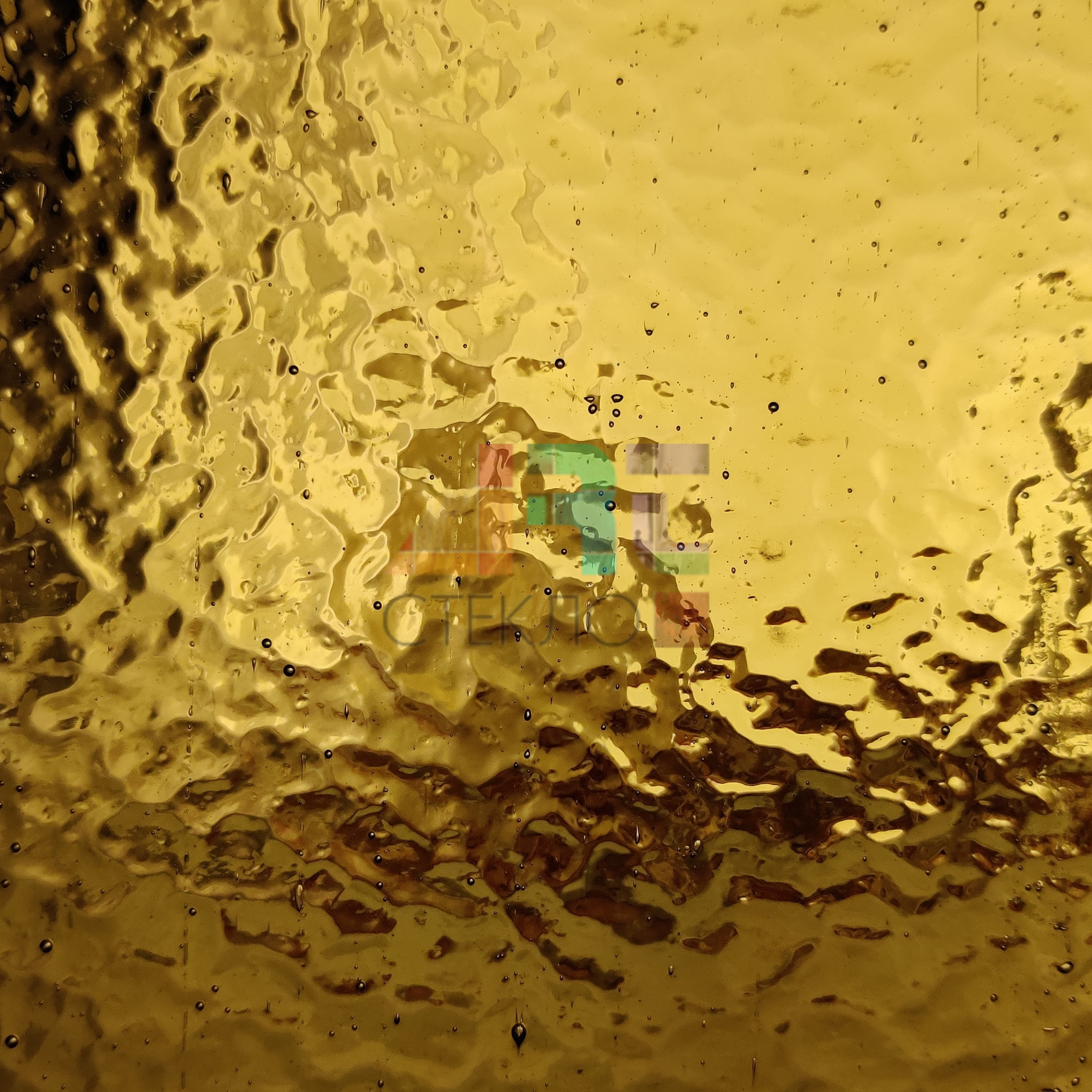 Vision Glass 22-12CC (S110.1-110.2Moss), Прозрачное бледное янтарное сильная рябь